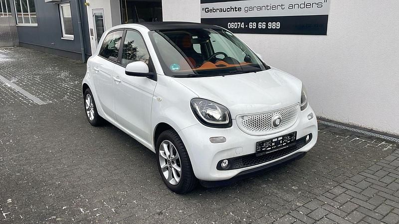 Second-hand Smart ForFour 90 CP (66 kW) 2015 Alb Hatchback
