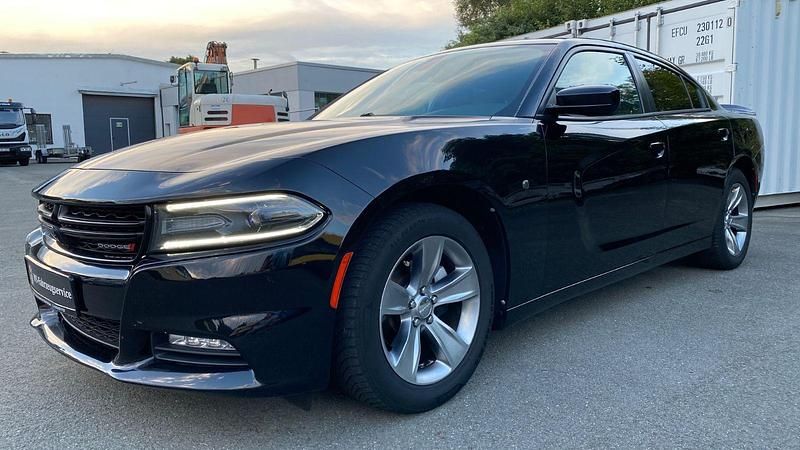 Gebraucht Dodge Charger SXT 296 PS (217 kW) 2016 Schwarz Limousine