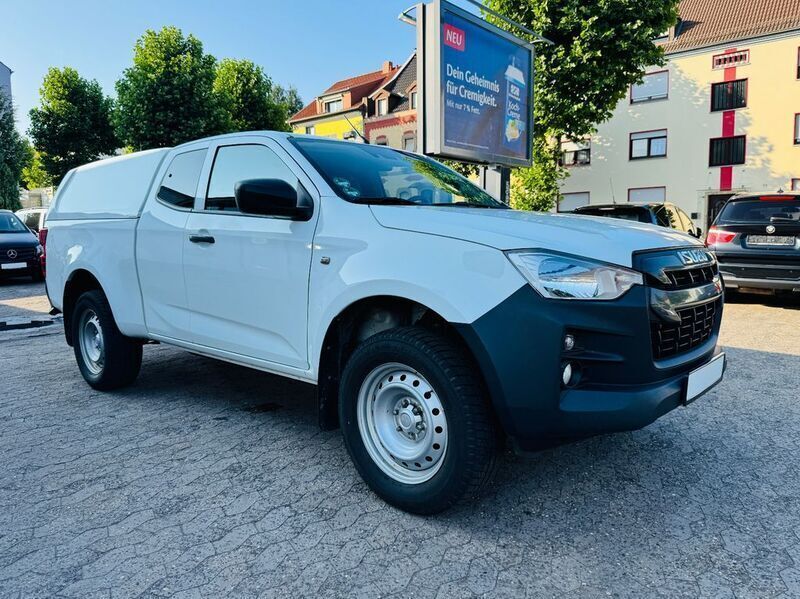 Weiß Gebraucht 2021 Isuzu D-Max Abholung | 21.400 € (Etwas zu teuer) - Bild 1/4