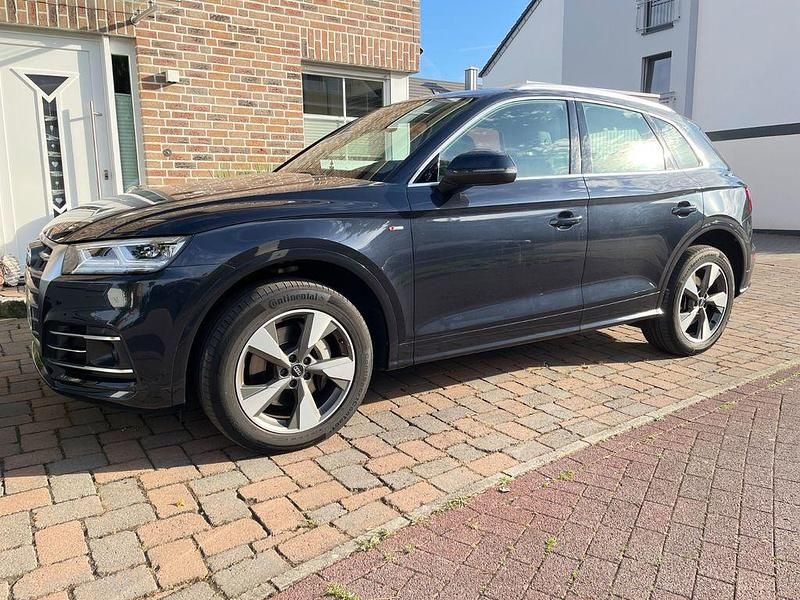 Gebraucht Audi Q5 S-Line 231 PS (169 kW) 2019 Blau SUV
