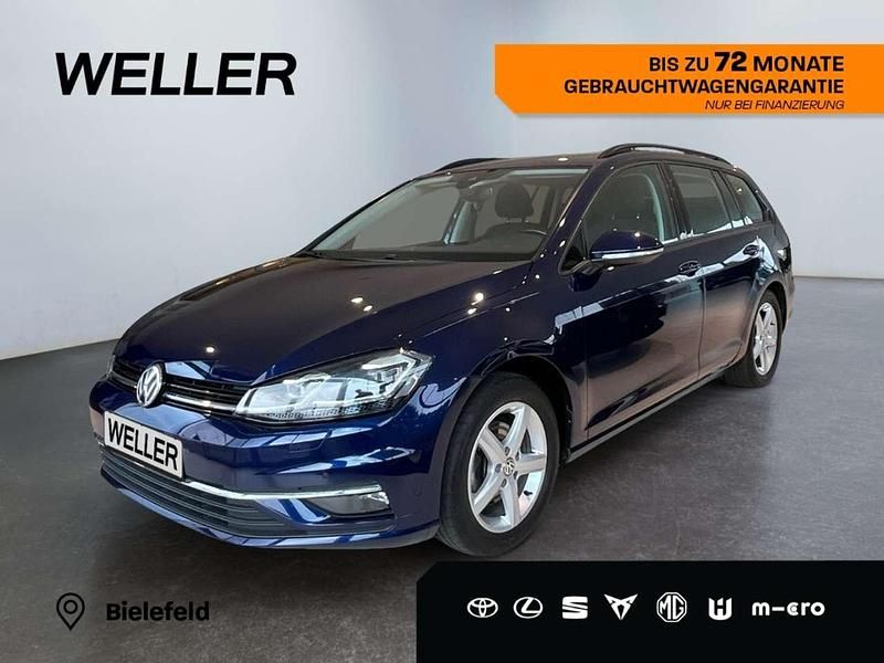 Atlantic blue metallic Gebraucht 2020 VW Golf VII Comfortline Kombi | 17.480 € (Fairer Preis) - Bild 1/3