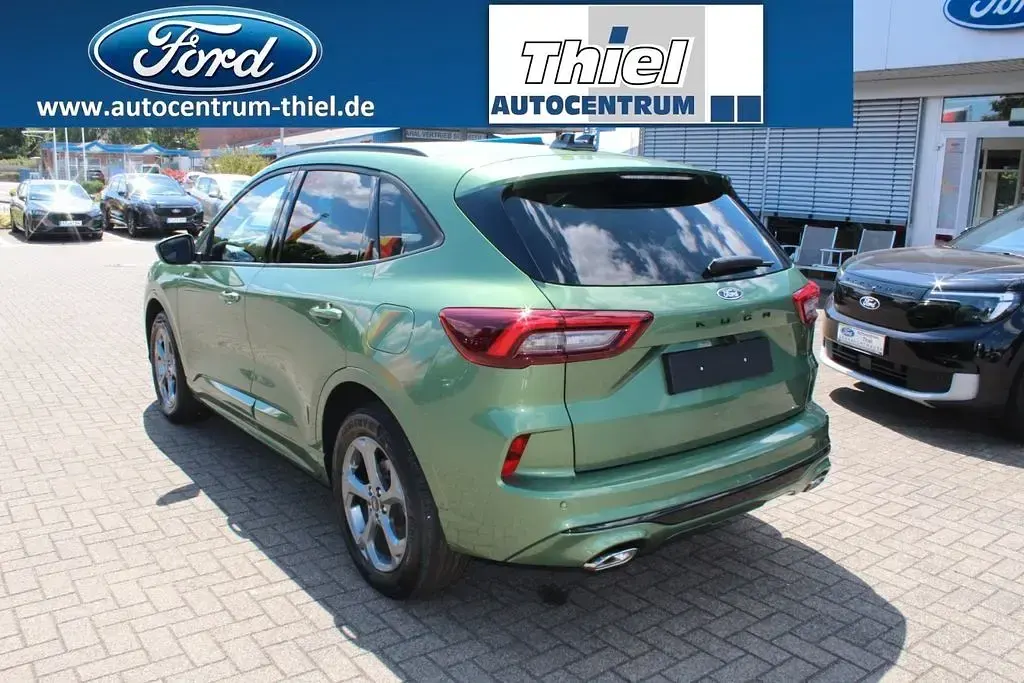 Neu Ford Kuga ST-Line 188 PS (138 kW) 2026 Grün SUV