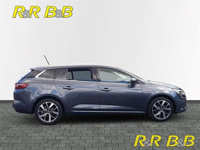 Gebraucht Renault Mégane IV Bose Edition 132 PS (97 kW) 2018 Grau Limousine