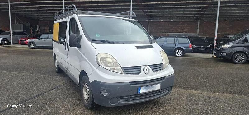 Gebraucht Renault Trafic 90 PS (66 kW) 2010 Weiß Van / Kleinbus