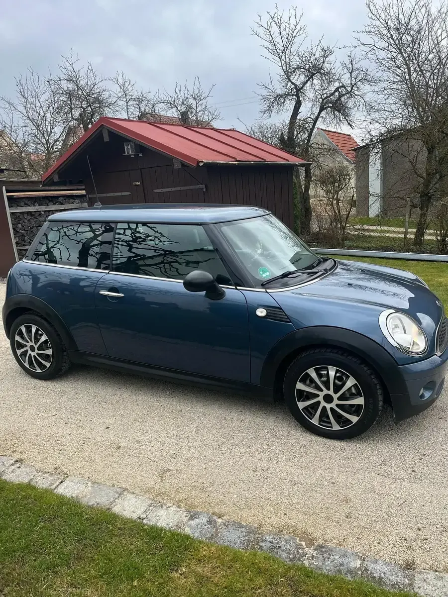 Usata Mini ONE 95 CV (69 kW) 2009 Blu Utilitaria
