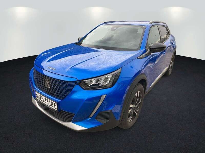 Blau/typ aussenverkleidung metallic drei schichten perlmutt Gebraucht 2023 Peugeot e-2008 Allure SUV | 18.990 € (Superpreis) - Bild 1/4