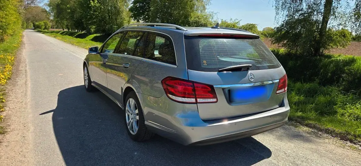 Gebraucht Mercedes E200 Elegance 184 PS (135 kW) 2014 Grau Kombi
