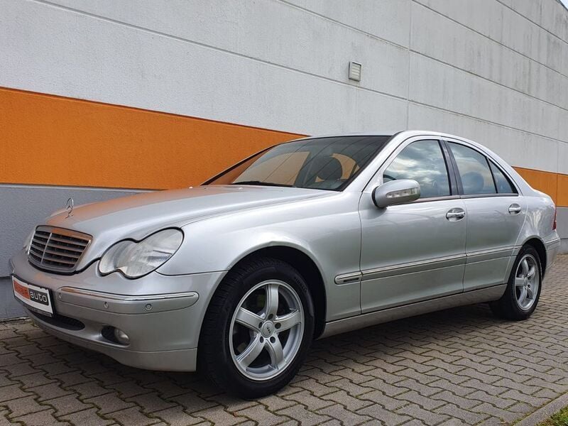 Silber Gebraucht 2001 Mercedes C180 Elegance Limousine | 2.000 € (Superpreis) - Bild 1/4