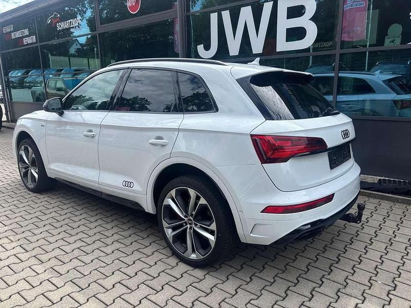 Gebraucht Audi Q5 Edition .1 204 PS (150 kW) 2020 Gletscherweiss SUV