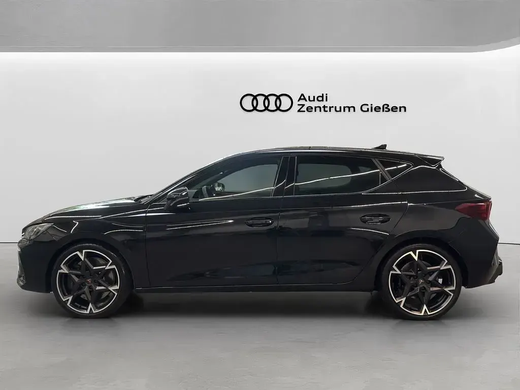 Gebraucht Cupra Leon VZ 300 PS (220 kW) 2026 Schwarz Limousine