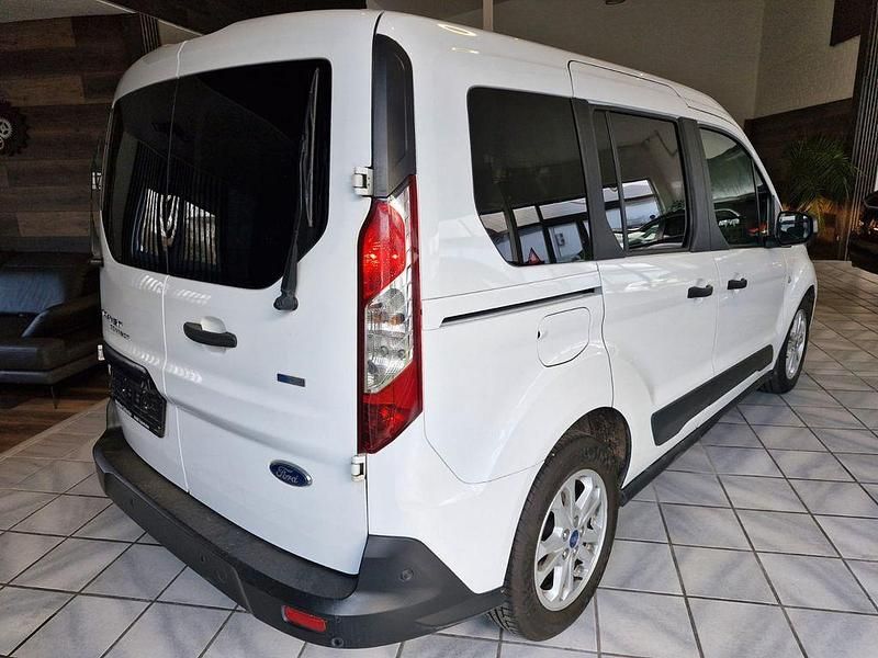 Gebraucht Ford Transit Connect 120 PS (88 kW) 2019 Weiß Van / Kleinbus