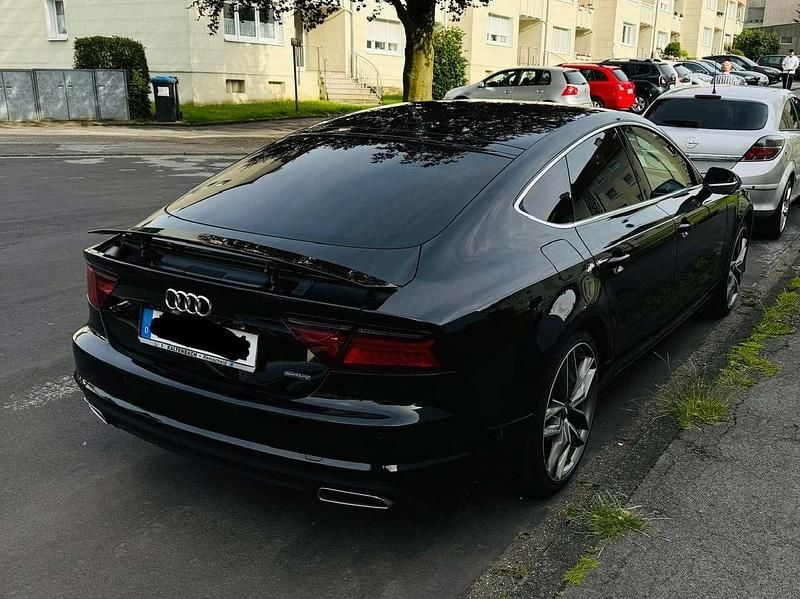 Second-hand Audi A7 190 CP (139 kW) 2016 Negru Hatchback