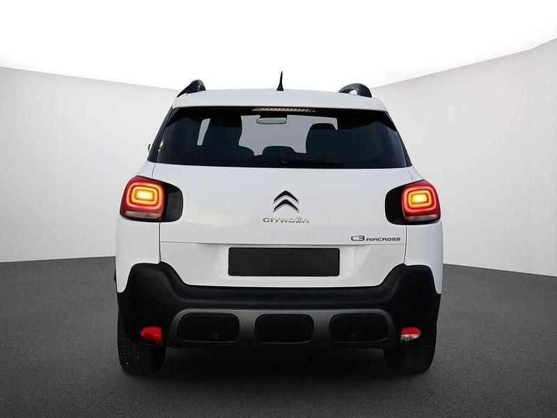 Gebraucht Citroën C3 Aircross Shine 110 PS (80 kW) 2023 Lack weiss banquise/typ aussenverkleidung spiegel flach standard SUV