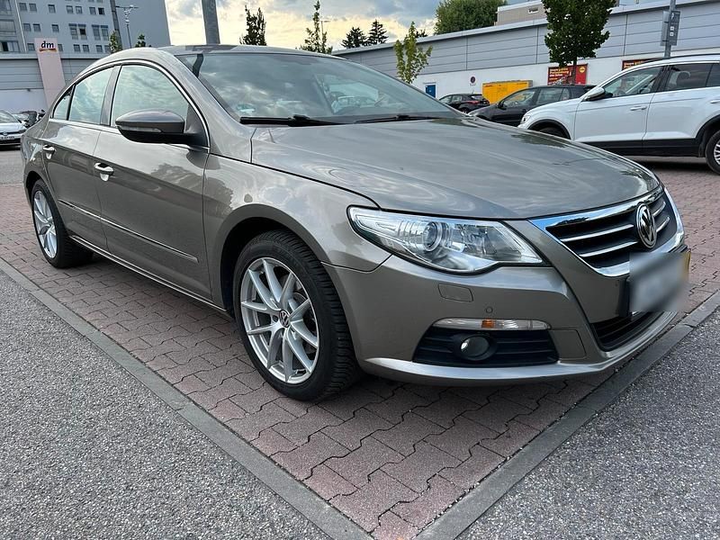 Braun Gebraucht 2010 VW CC Limousine | 5.000 € (Guter Preis) - Bild 1/4