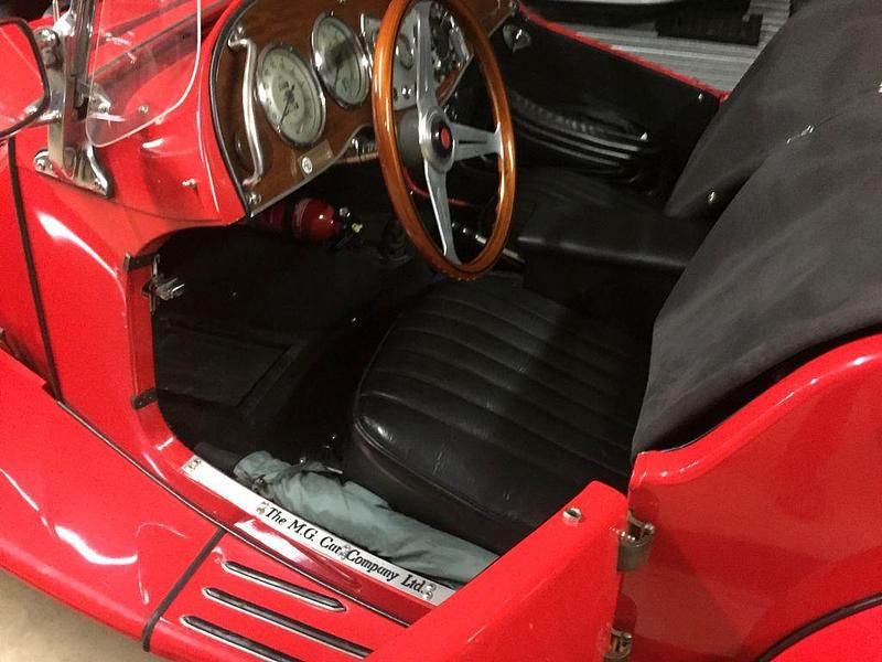 Gebraucht MG TD 75 PS (55 kW) 1952 Rot Cabrio