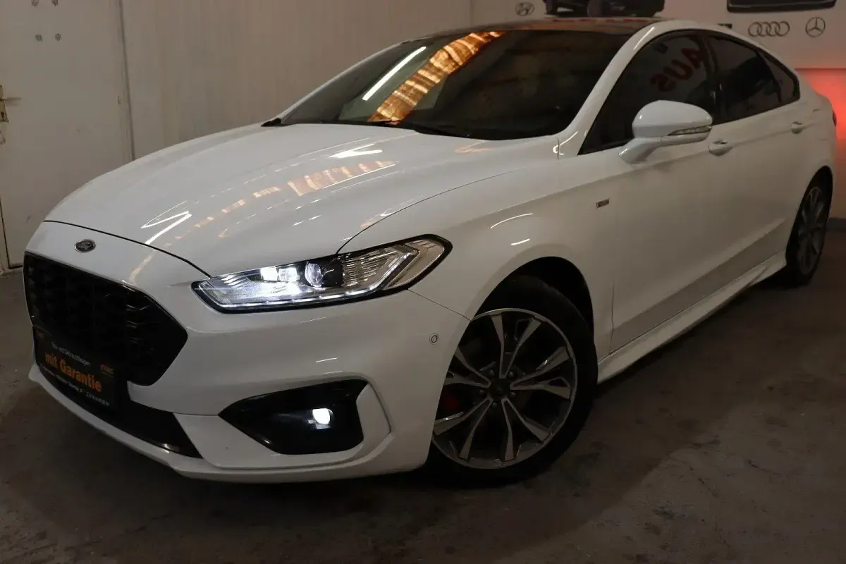 Gebraucht Ford Mondeo ST-Line 190 PS (139 kW) 2020 Weiß Limousine