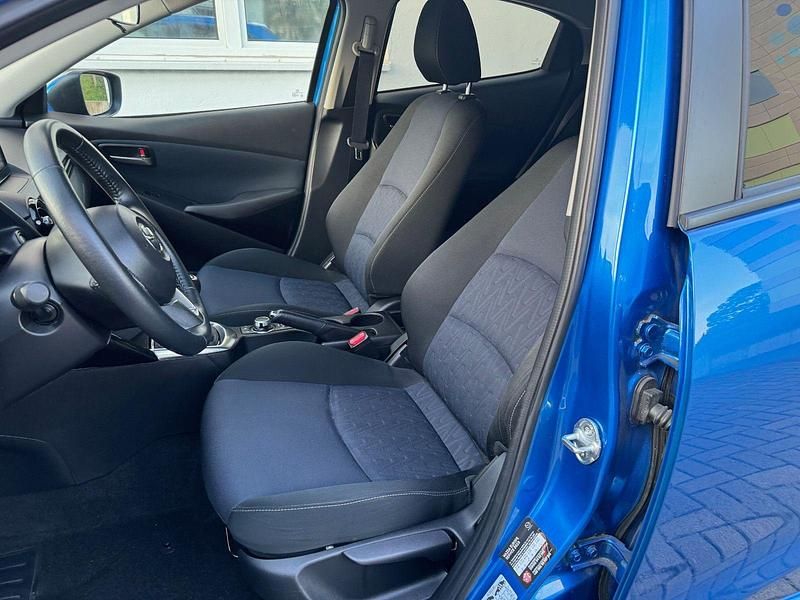 Gebraucht Mazda 2 Exclusive-Line 90 PS (66 kW) 2015 Blau Kleinwagen