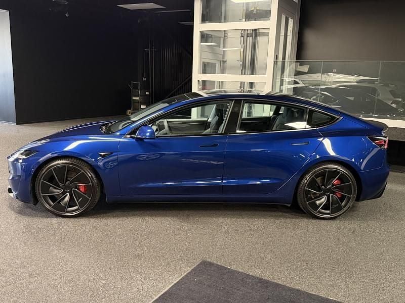 Gebraucht Tesla Model 3 Performance 459 kW (625 PS) 2024 Blau Limousine