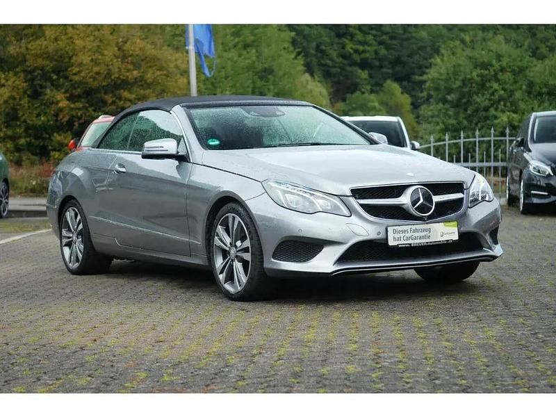 Gebraucht Mercedes E400 333 PS (244 kW) 2014 Silber Cabrio