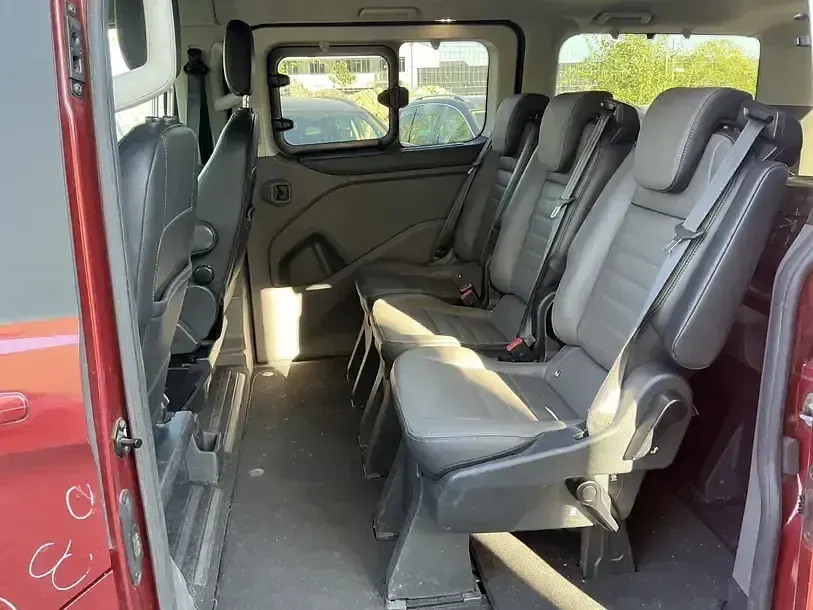 Gebraucht Ford Tourneo Custom Titanium X 185 PS (136 kW) 2022 Kapurrot metallic Van