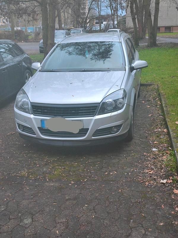 Usata Opel Astra 200 CV (147 kW) 2005 Argento Station wagon