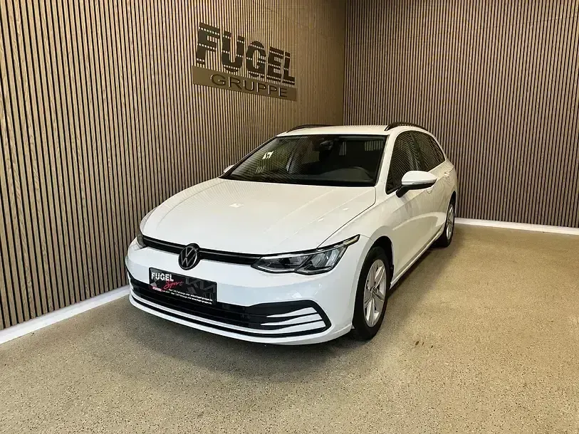 Gebraucht VW Golf VII Life 116 PS (85 kW) 2021 Weiß Kleinwagen