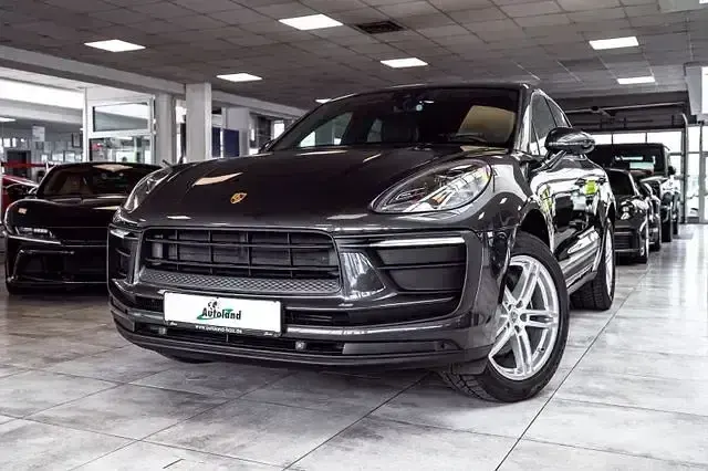 Gebraucht Porsche Macan 265 PS (194 kW) 2023 Grau SUV