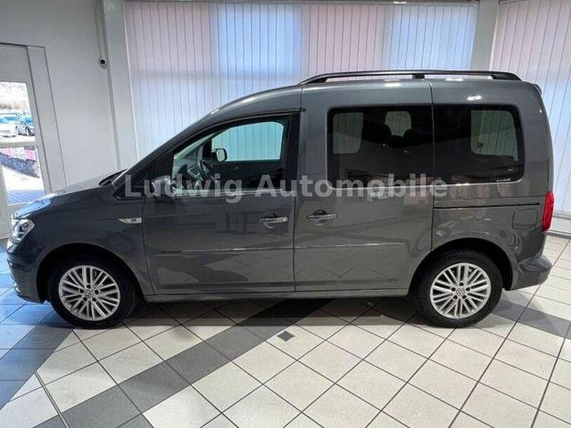 Gebraucht VW Caddy Comfortline 150 PS (110 kW) 2020 Grau Van / Kleinbus