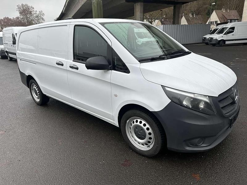Gebraucht Mercedes Vito 136 PS (100 kW) 2020 Weiß Van