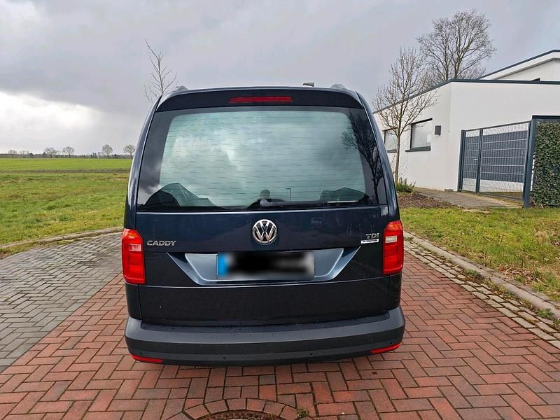 Gebraucht VW Caddy Trendline 75 PS (55 kW) 2016 Blau Van / Kleinbus