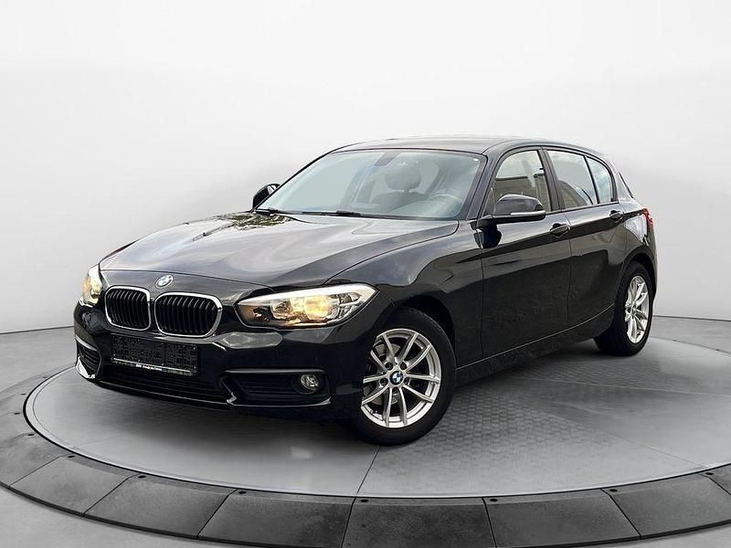 Schwarz Gebraucht 2017 BMW 118 Advantage Kleinwagen | 15.400 € (Guter Preis) - Bild 1/4