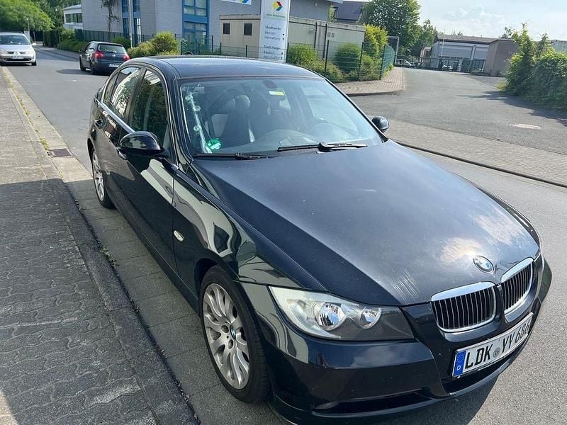 Gebraucht BMW 325 192 PS (141 kW) 2005 Schwarz Limousine