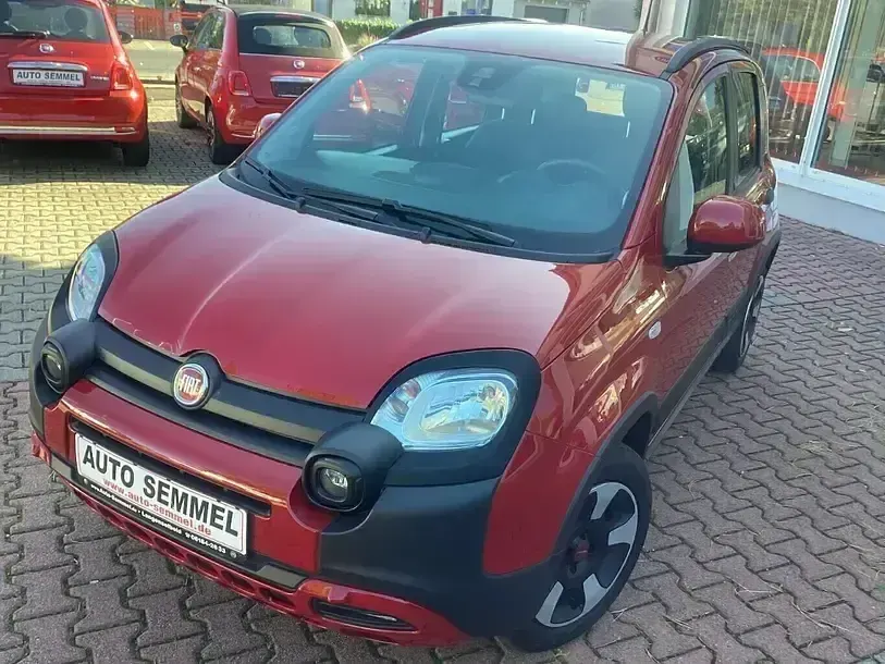 Gebraucht Fiat Panda Cross Cross 69 PS (50 kW) 2023 Rot Kleinwagen