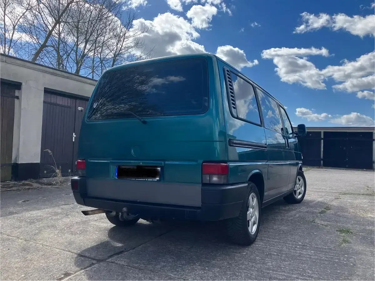 Gebraucht VW Multivan 110 PS (80 kW) 1995 Grün Van / Kleinbus