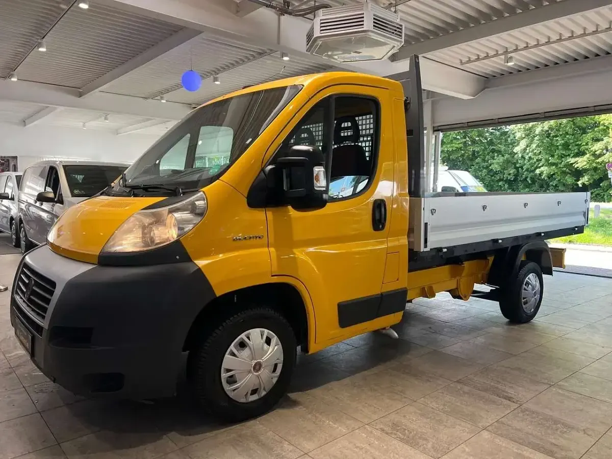 Gebraucht Fiat Ducato 101 PS (74 kW) 2009 Giallo taxi Van