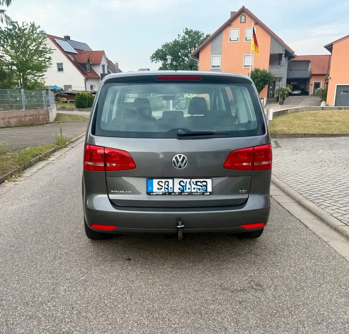 Gebraucht VW Touran 140 PS (102 kW) 2012 Grau Van / Kleinbus
