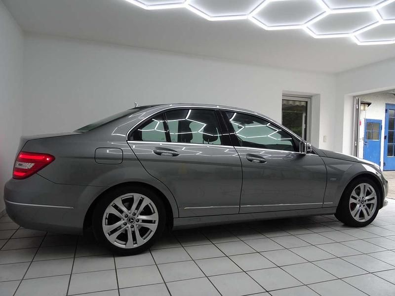 Gebraucht Mercedes C180 156 PS (114 kW) 2014 Silber Kombi