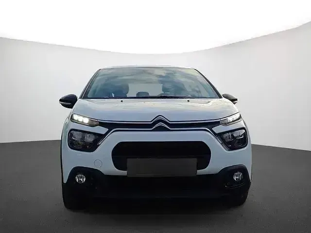 Used Citroën C3 Shine 110 HP (80 kW) 2023 White Hatchback