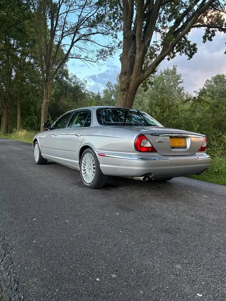 Gebraucht Jaguar XJL 2005 Silber Limousine