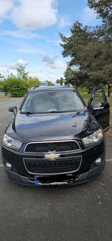 Schwarz Gebraucht 2011 Chevrolet Captiva SUV | 5.900 € (Superpreis) - Bild 1/4
