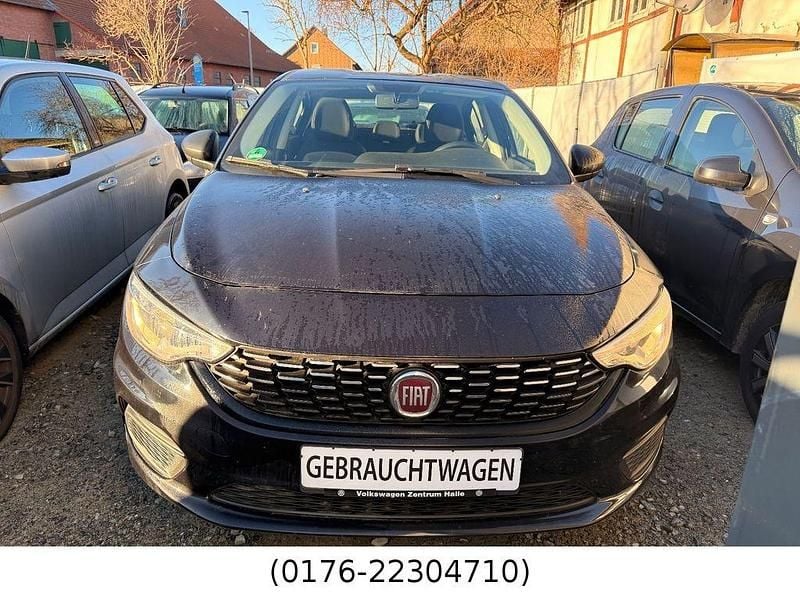 Gebraucht Fiat Tipo Pop 95 PS (69 kW) 2017 Schwarz Limousine
