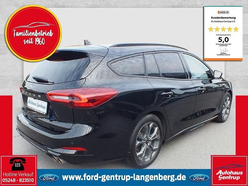 Gebraucht Ford Focus ST-Line 125 PS (91 kW) 2024 Schwarz Limousine