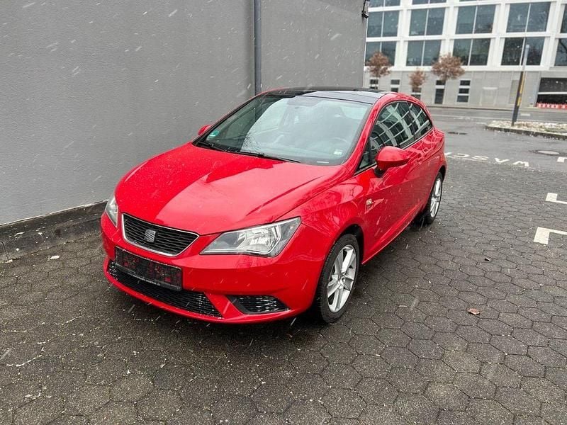 Rot Gebraucht 2013 Seat Ibiza SC Stylance Kleinwagen | 4.500 € (Guter Preis) - Bild 1/4
