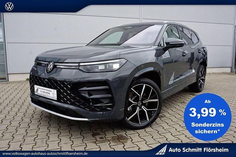 Delfingrau metallic Gebraucht 2025 VW Tayron R-line SUV | 59.890 € (Fairer Preis) - Bild 1/4