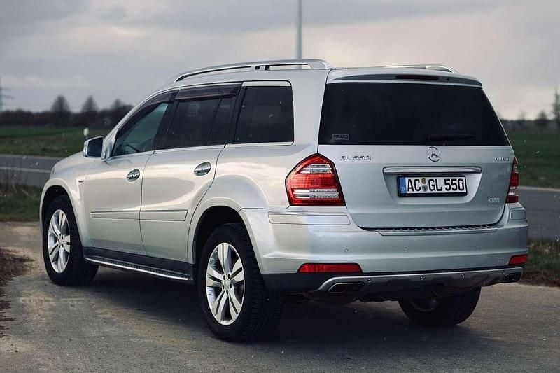 Gebraucht Mercedes GL500 387 PS (284 kW) 2012 Silber SUV