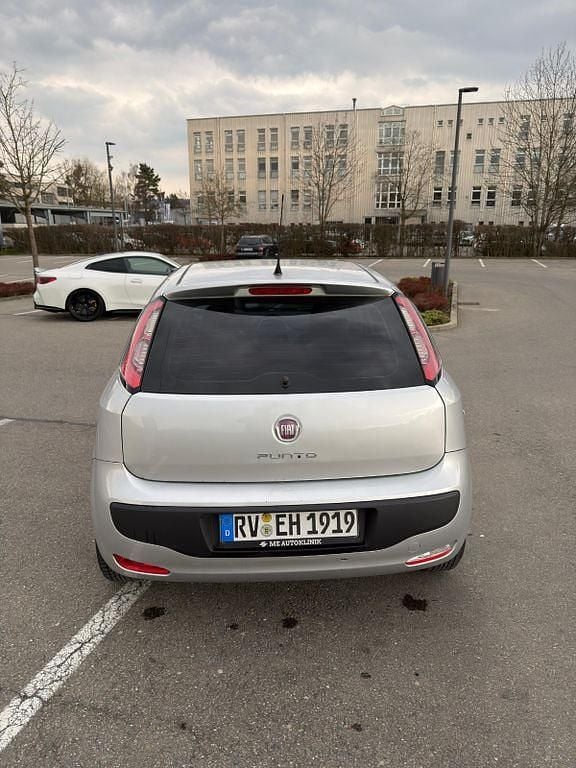 Gebraucht Fiat Punto Active 78 PS (57 kW) 2010 Grau Kleinwagen