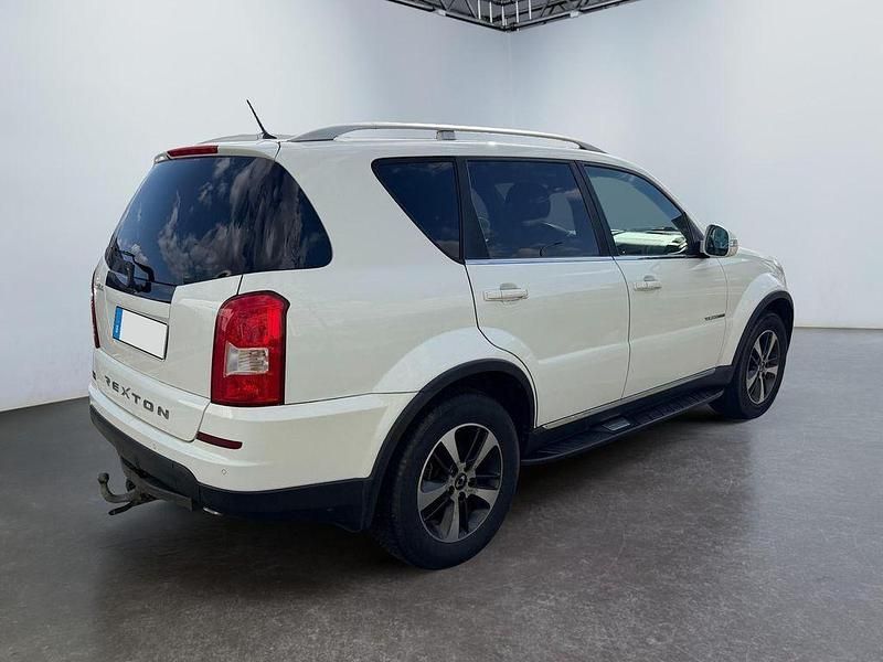 Gebraucht SsangYong Rexton Sapphire 178 PS (130 kW) 2016 Weiß SUV