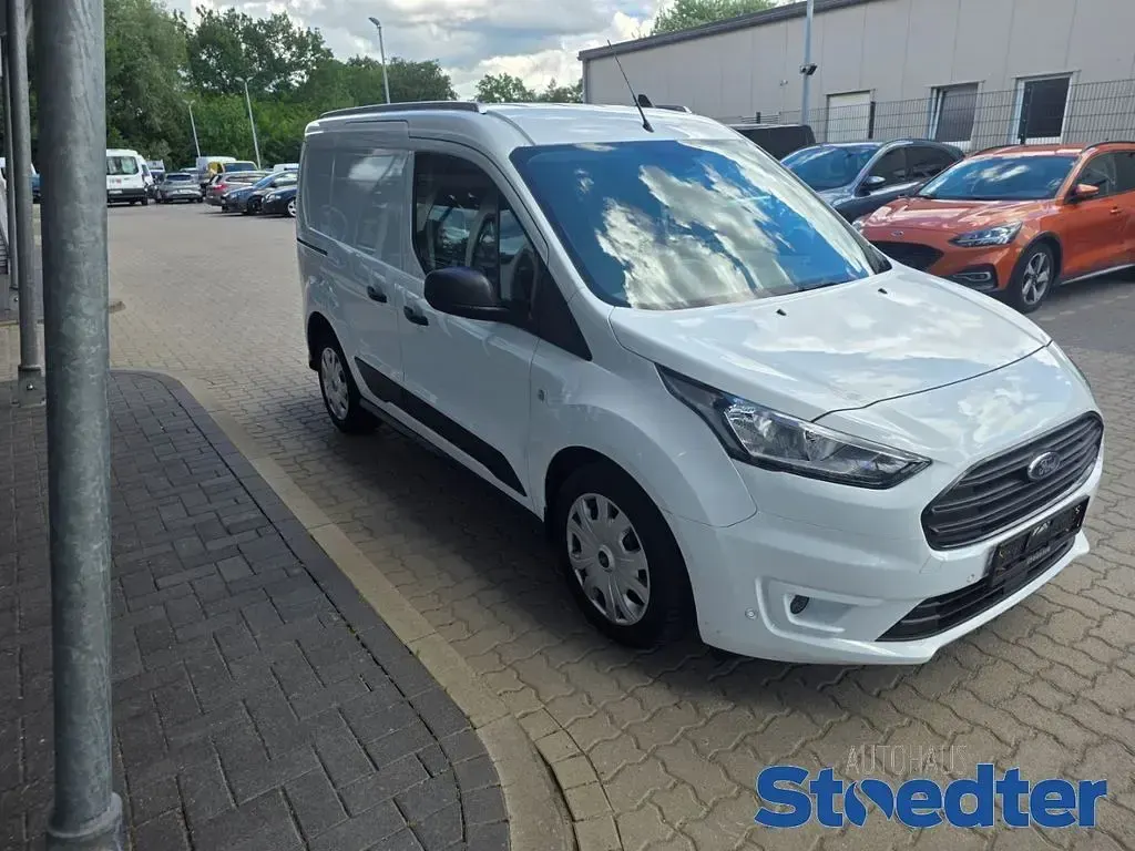 Gebraucht Ford Transit Connect Trend 101 PS (74 kW) 2023 Weiß Van / Kleinbus