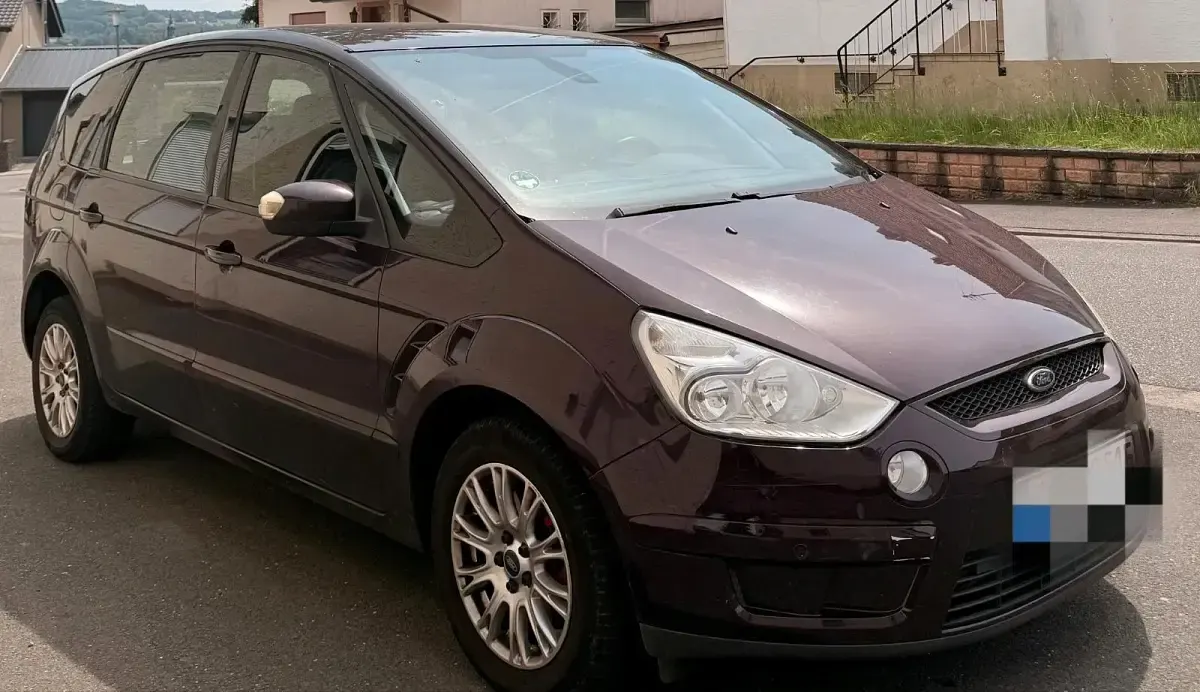 Gebraucht Ford S-MAX S 140 PS (102 kW) 2009 Andere farben Van / Kleinbus
