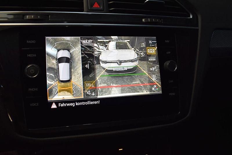 Gebraucht VW Tiguan Active 150 PS (110 kW) 2021 Silber SUV